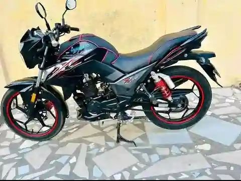 Moto DF